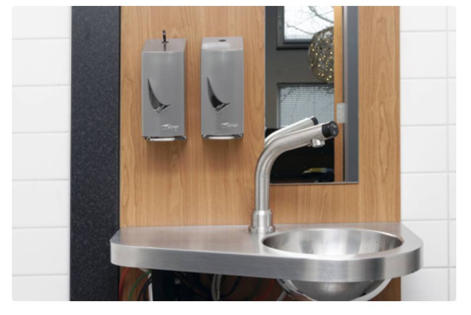 Soap dispenser 400 ml